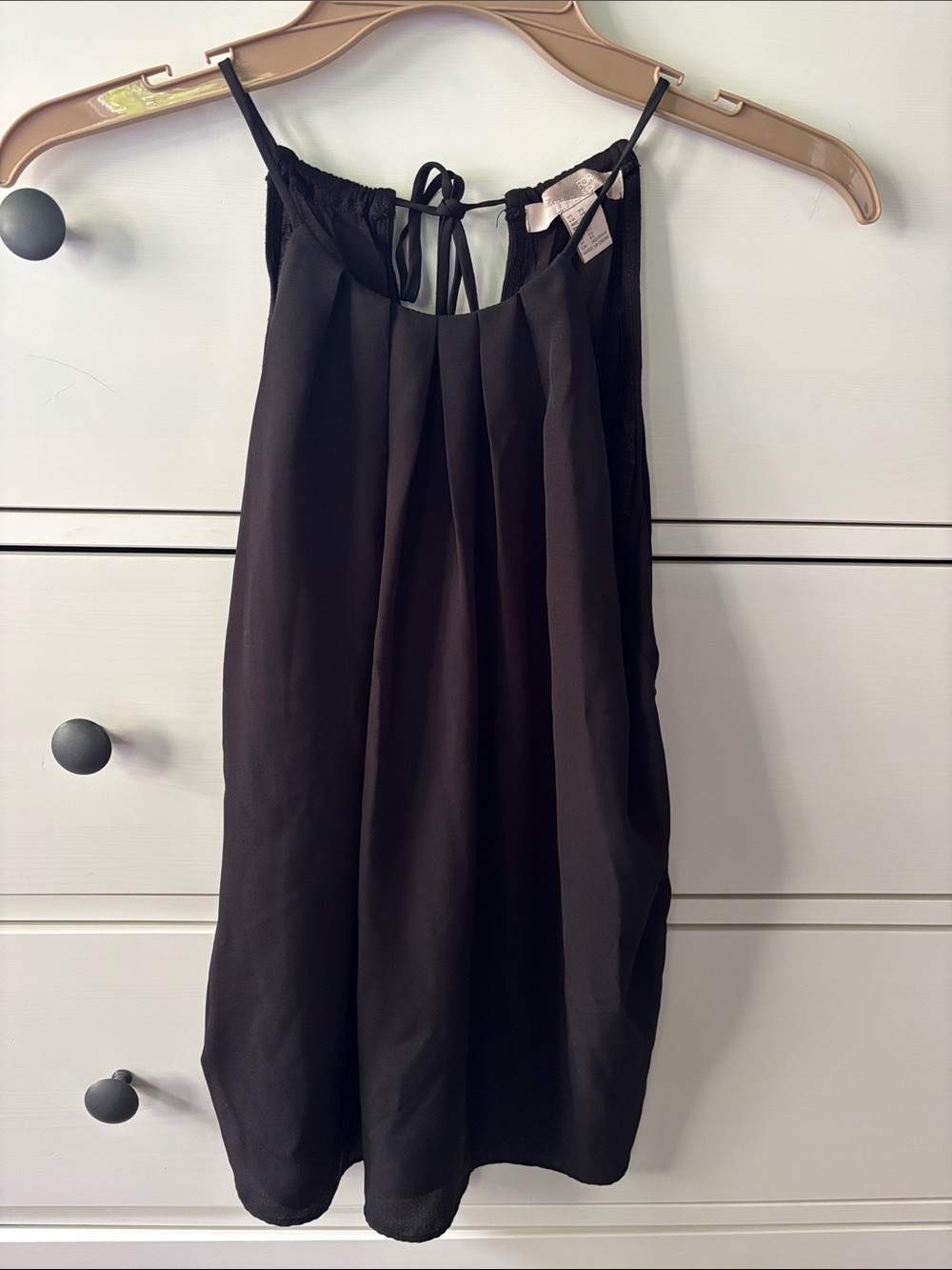 Black Sleeveless Tie-Back Tank Top